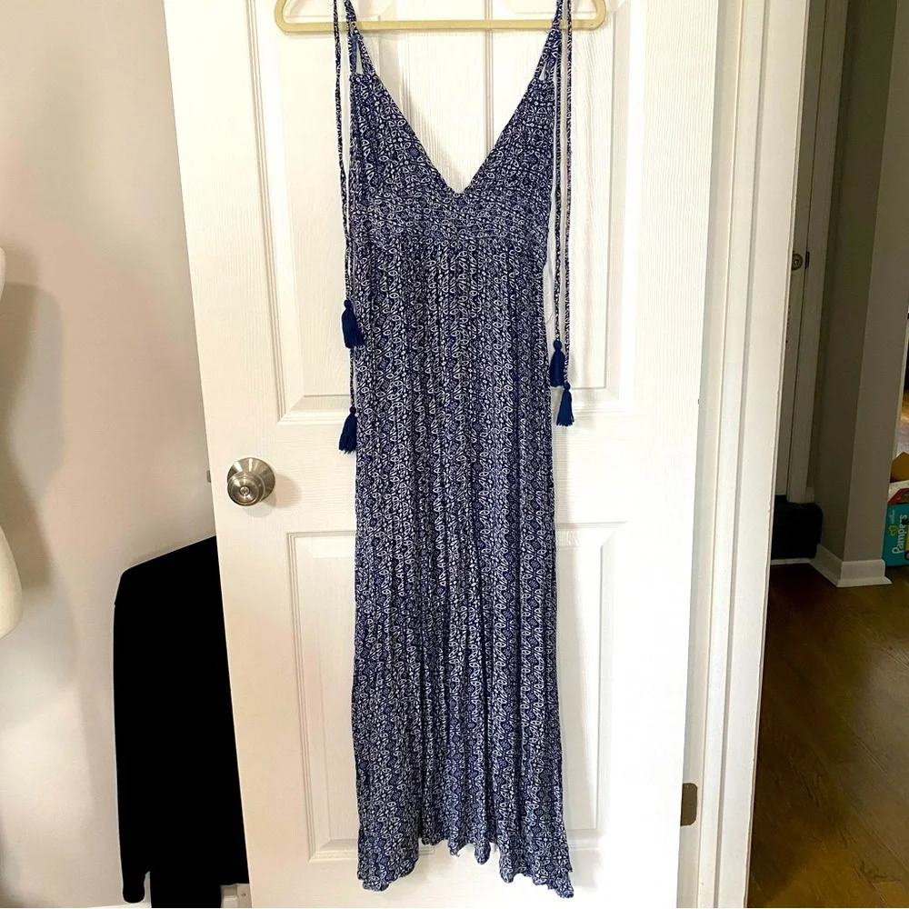 Lulu's Blue Floral Maxi Dress - Picture 3 of 5
